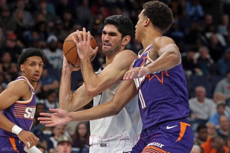 狄龙21+7马威12+12 太阳全场22记三分轻取灰熊